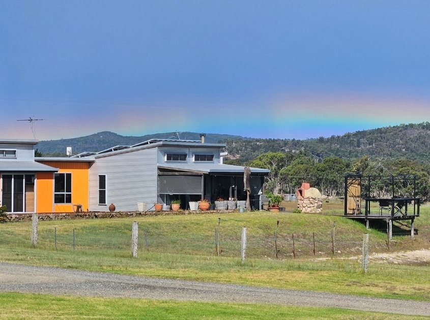 RIDGEMILL ESTATE Stanthorpe Twilight Dinner Overlooking the Estate RIDGEMILL ESTATE Overlooking the Estate